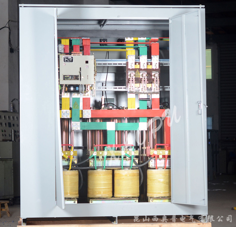 SBW-F/2000KVA三相全自動(dòng)補償電力大功率柱式穩壓柜